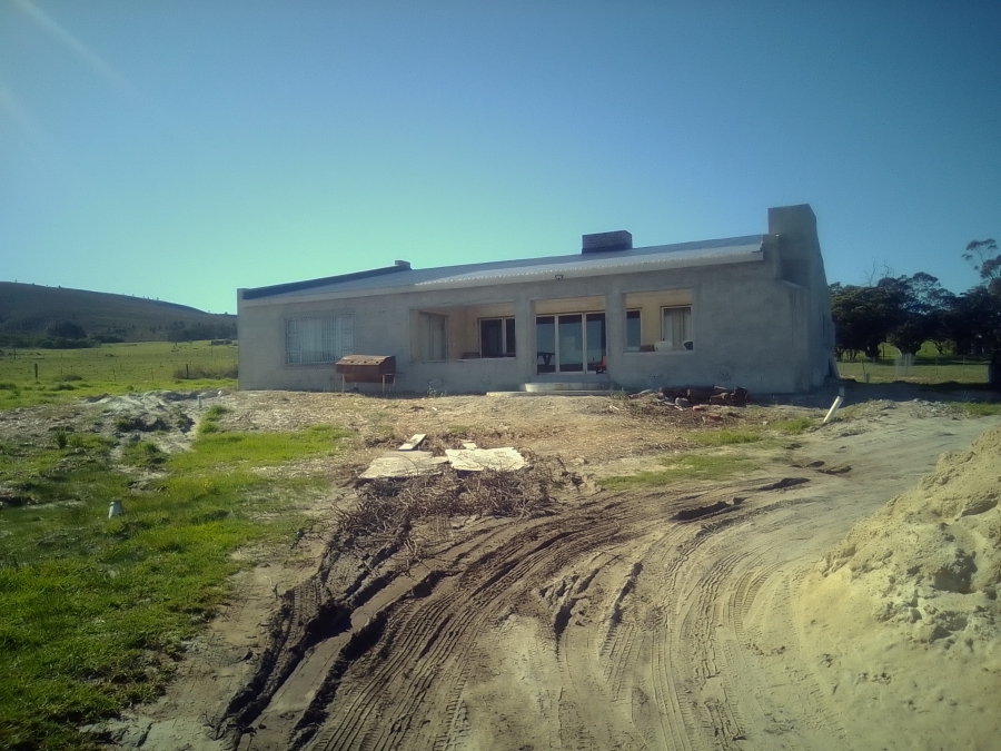4 Bedroom Property for Sale in Baardskeerdersbos Western Cape